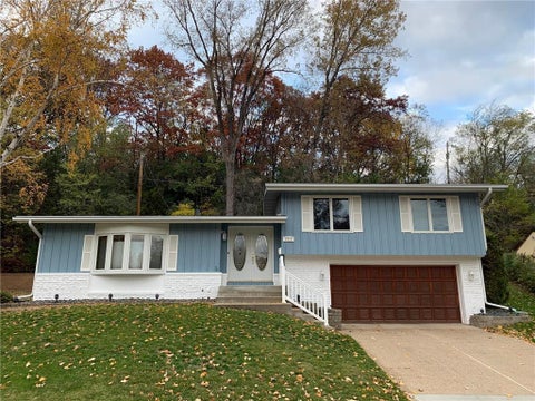 Homes For Sale - 1516 Maywood Drive<br/> Dakota County, South Saint Paul, MN 55075