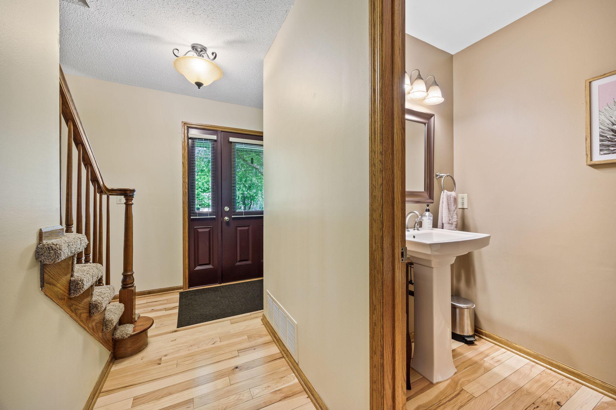 4545 Terraceview Lane, Plymouth, Minnesota image 15