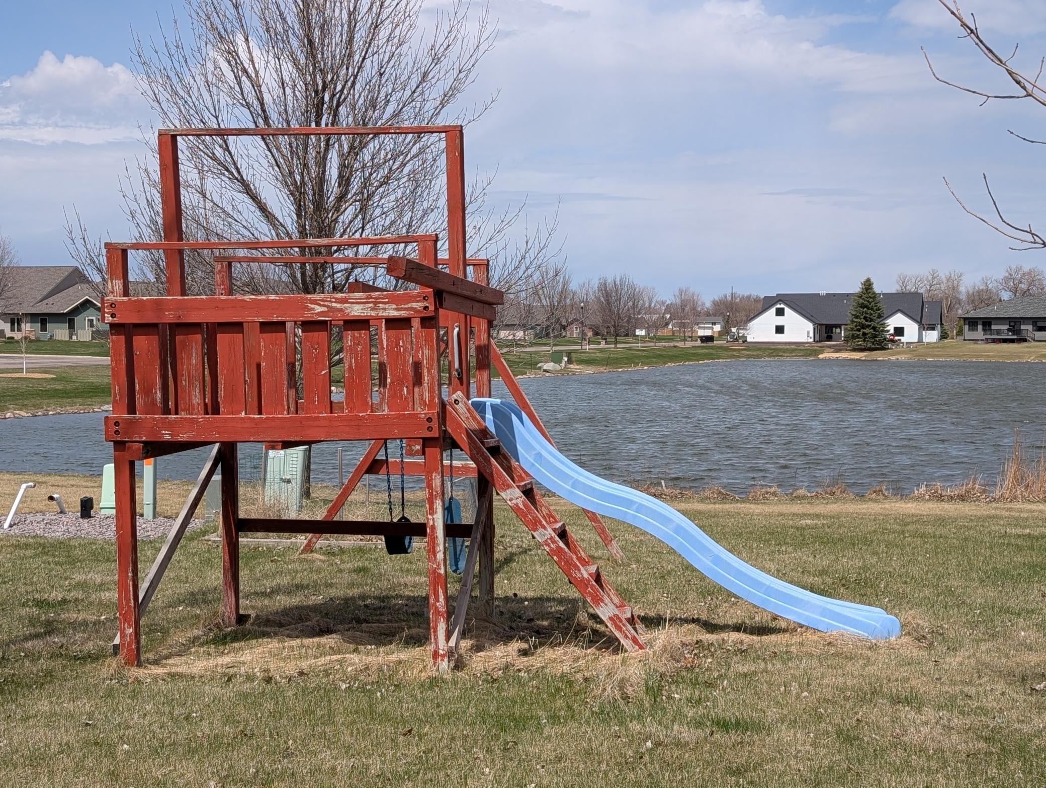610 Mercedes Drive, Marshall, Minnesota image 6