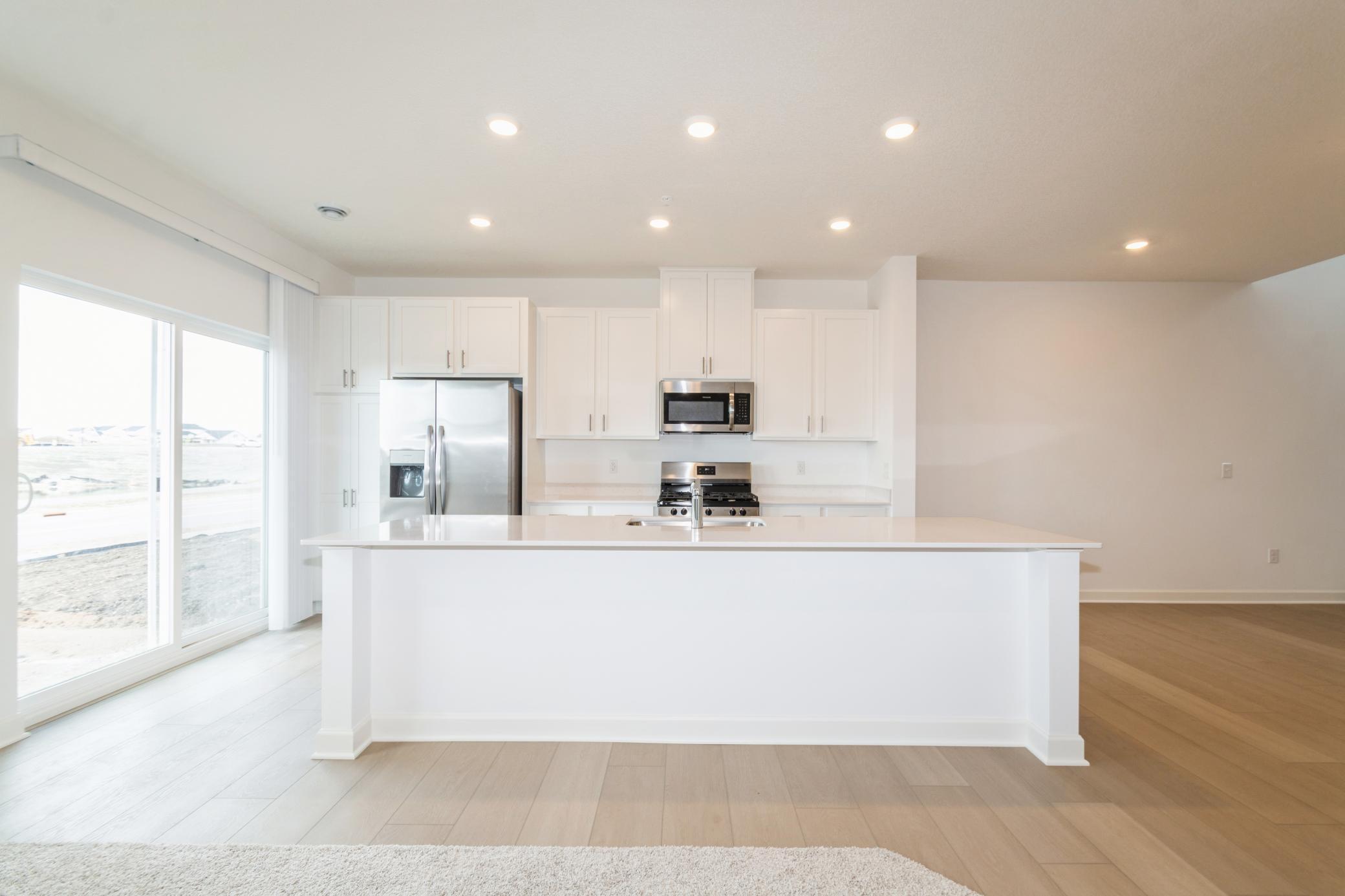 10505 Harbor Lane, Maple Grove, Minnesota image 3