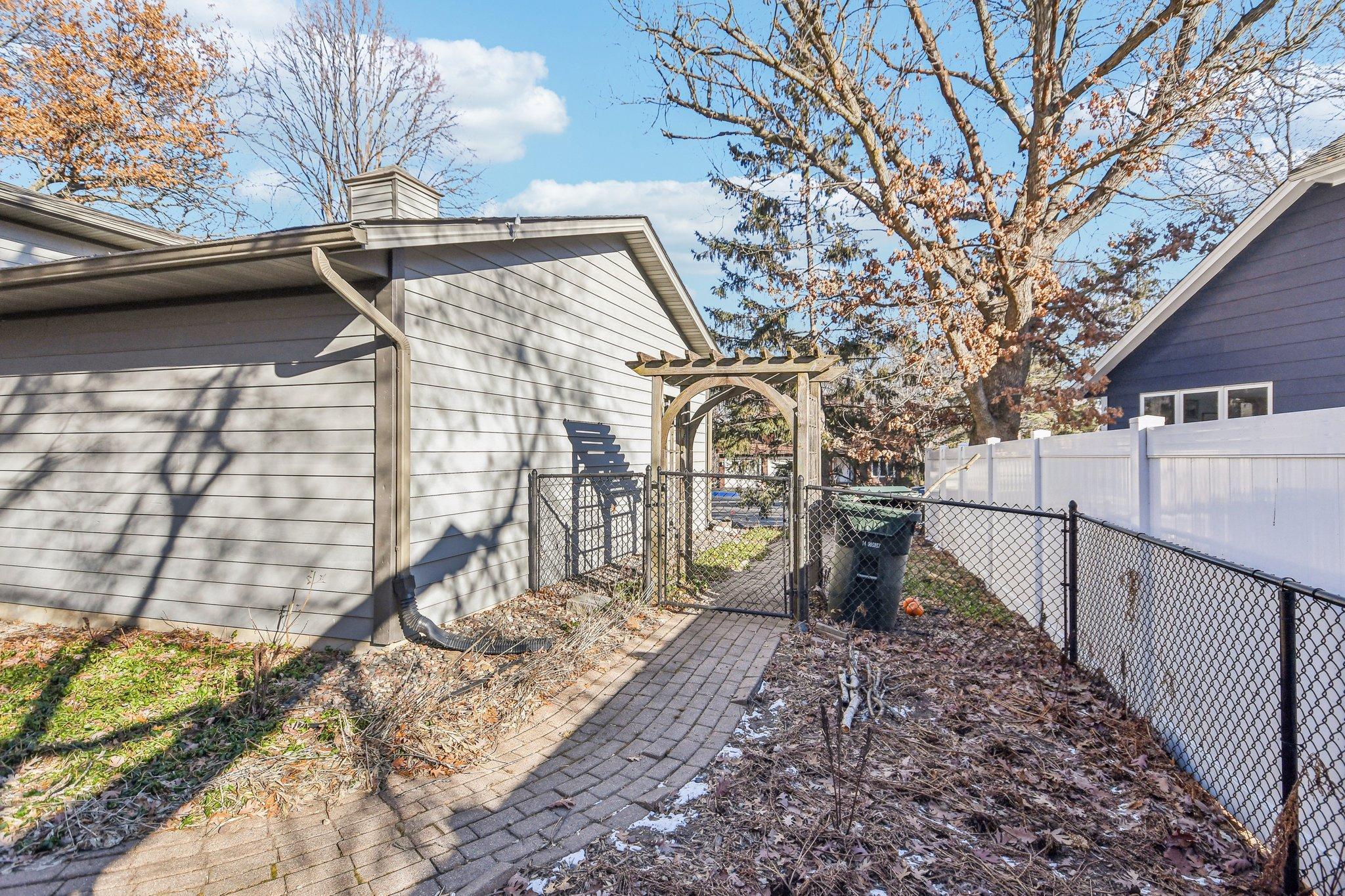 12745 Diamond Path, Saint Paul, Minnesota image 43