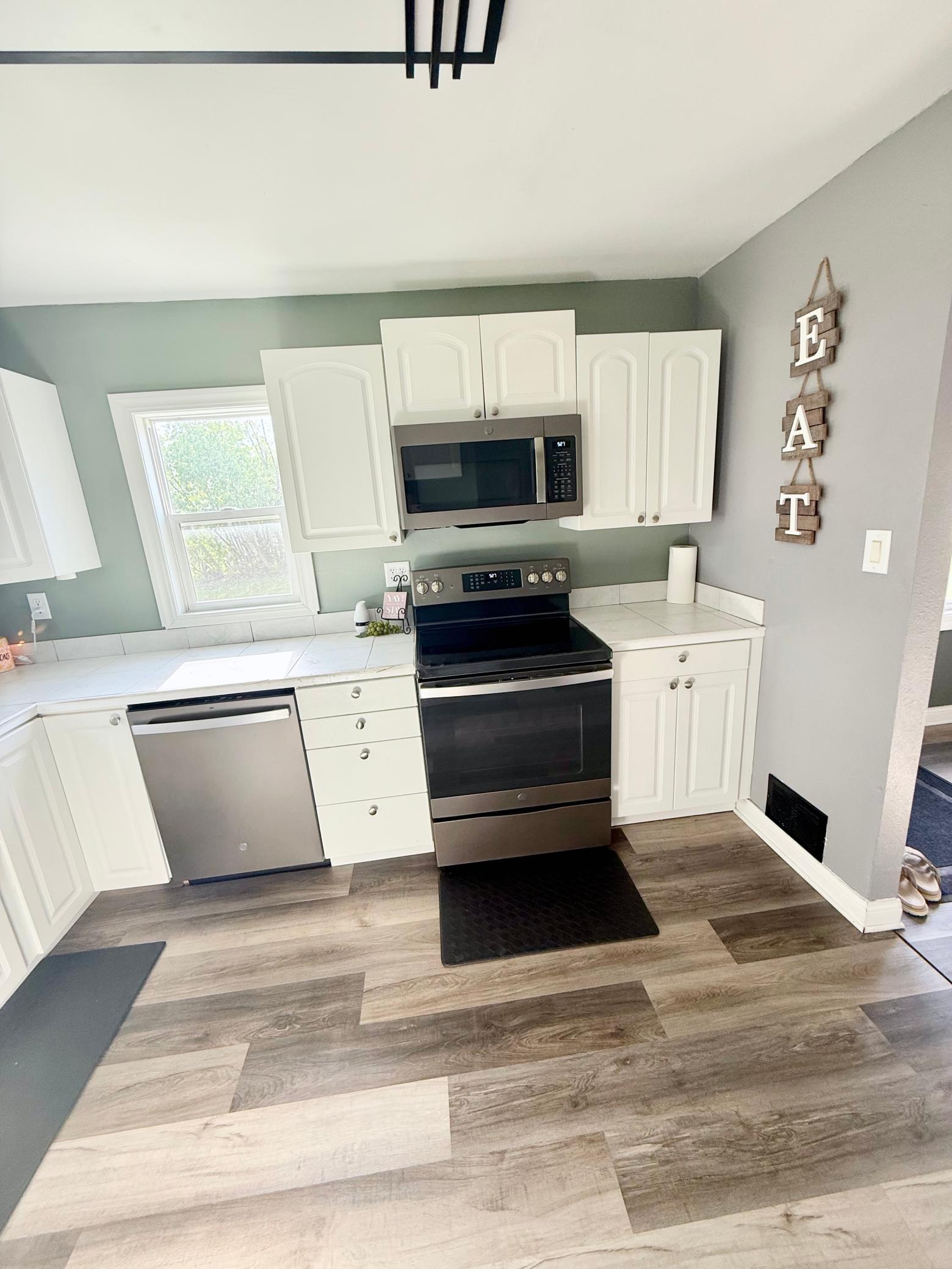 703 Markley Avenue, Thief River Falls, Minnesota image 9