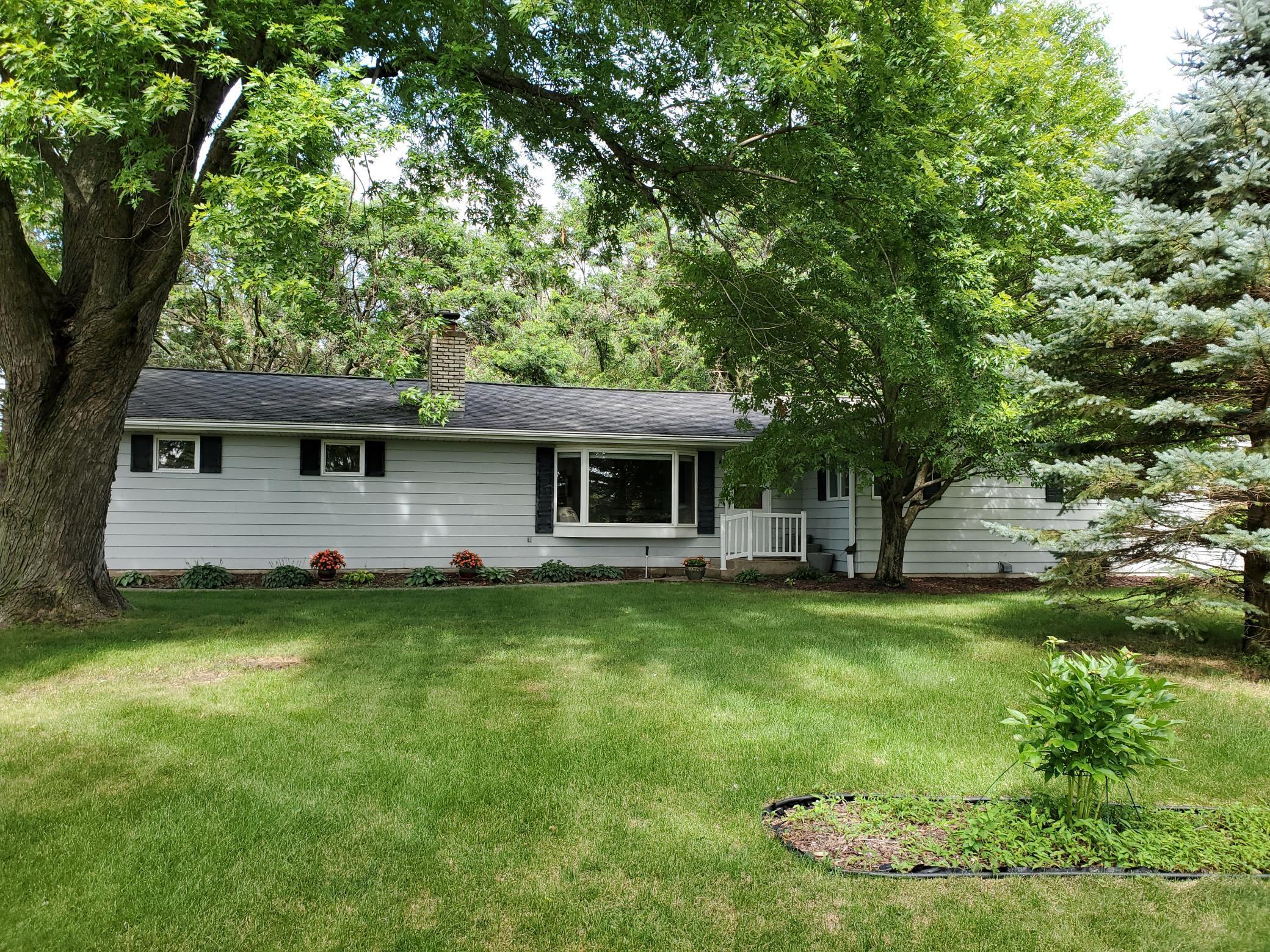 2806 2nd Avenue, Austin, Minnesota image 2