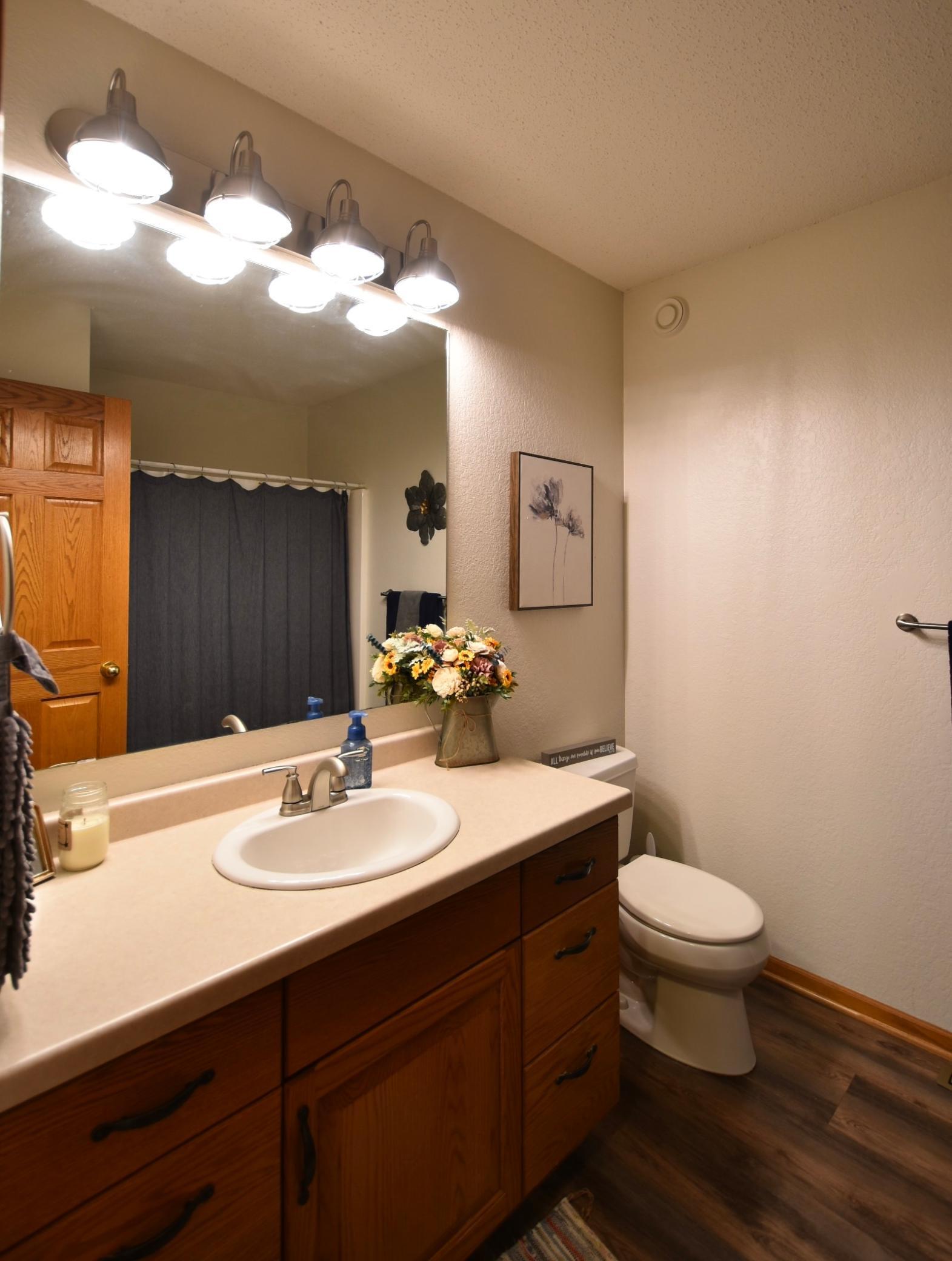 201 N Ridge Drive, Kenyon, Minnesota image 28