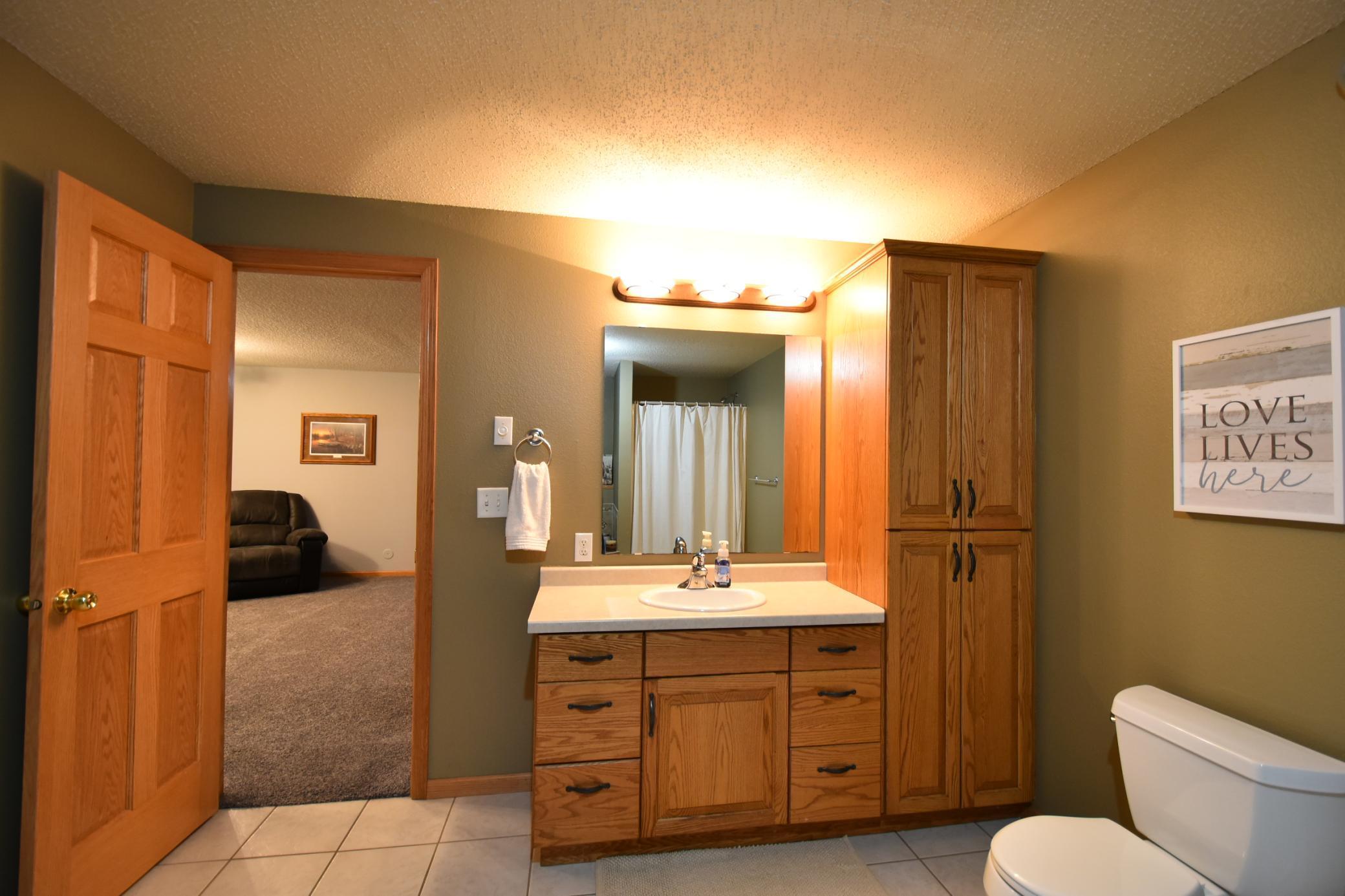 201 N Ridge Drive, Kenyon, Minnesota image 38
