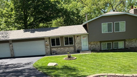 Homes For Sale - 15220 Ironwood Court<br/> Hennepin County, Eden Prairie, MN 55346
