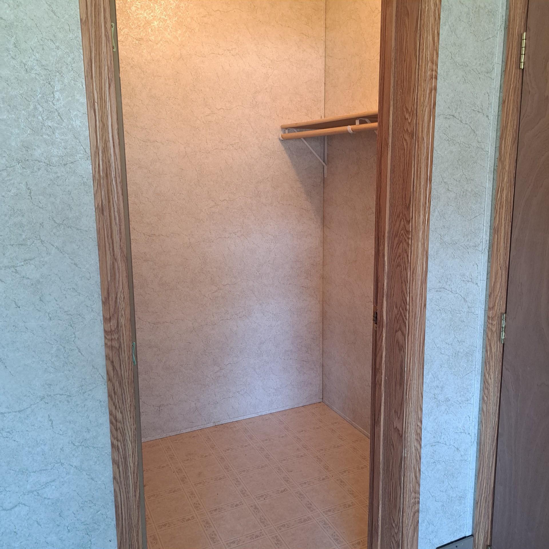 108 5th Street, Grove City, Minnesota image 21