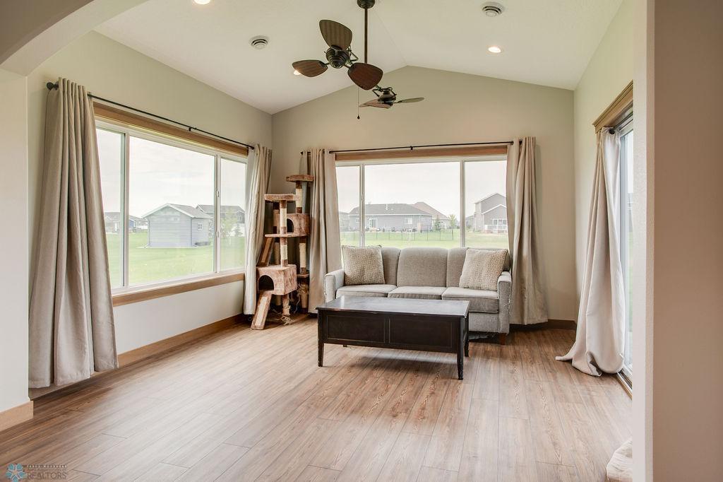 1908 65th Avenue, Fargo, North Dakota image 21