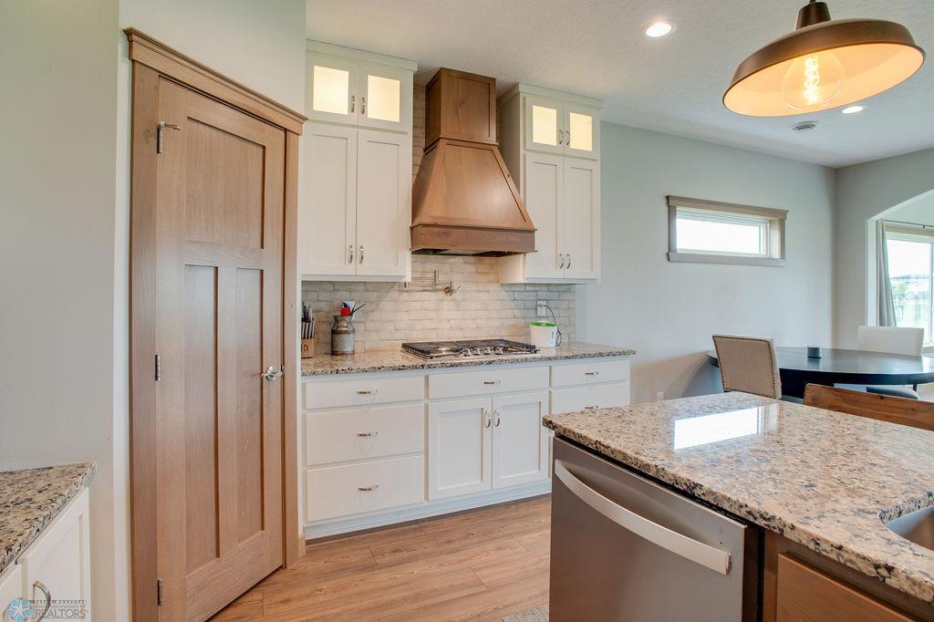 1908 65th Avenue, Fargo, North Dakota image 17