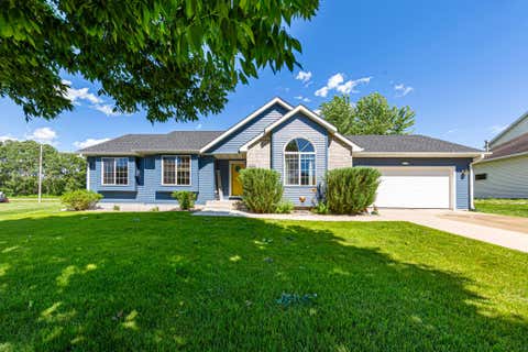 Homes For Sale - 1555 Cornerstone Lane<br/> Owatonna, MN 55060