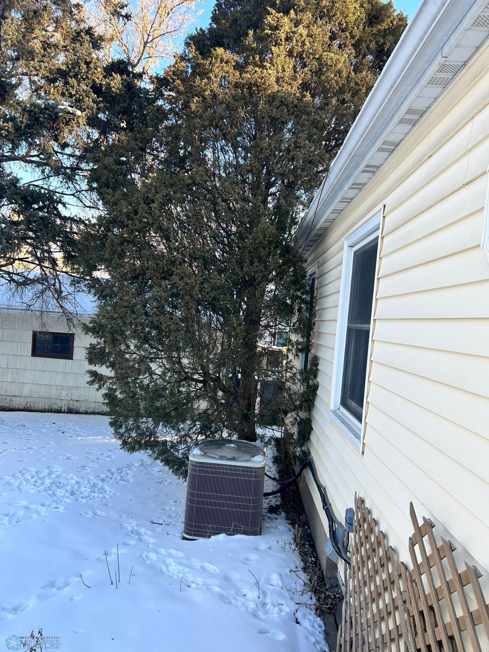 1025 12th Street, Moorhead, Minnesota image 11
