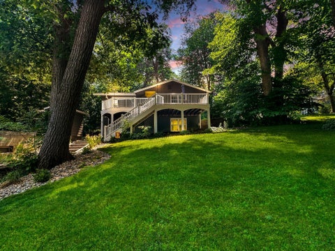 Homes For Sale - 6710 Hopi Road<br/> Chanhassen, MN 55317