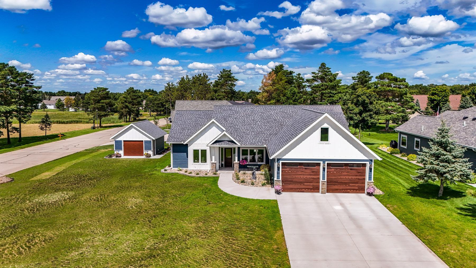 900 Lake Forest Circle, Detroit Lakes, Minnesota image 1
