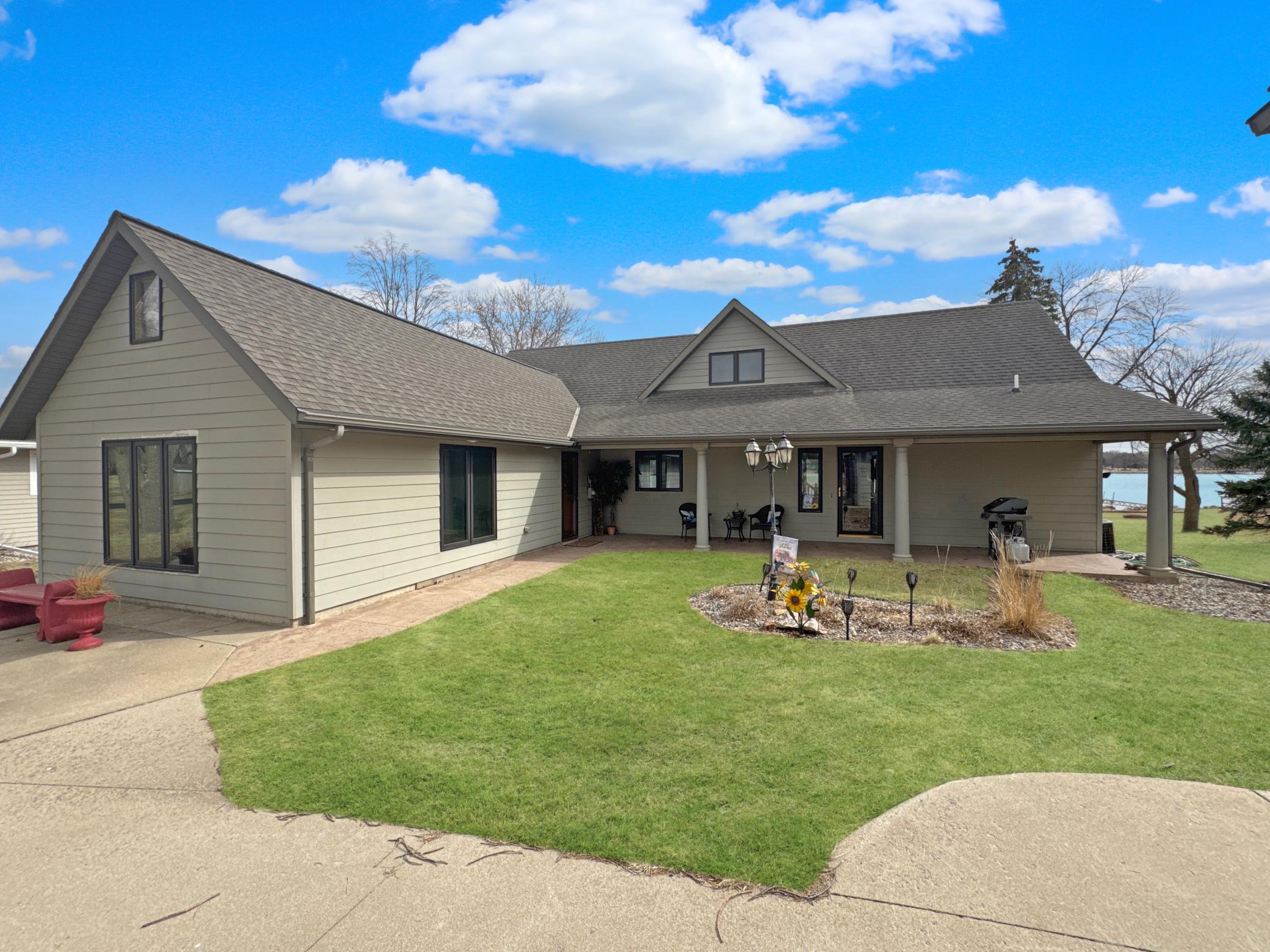 44 Lakeview Drive, Slayton, Minnesota image 2