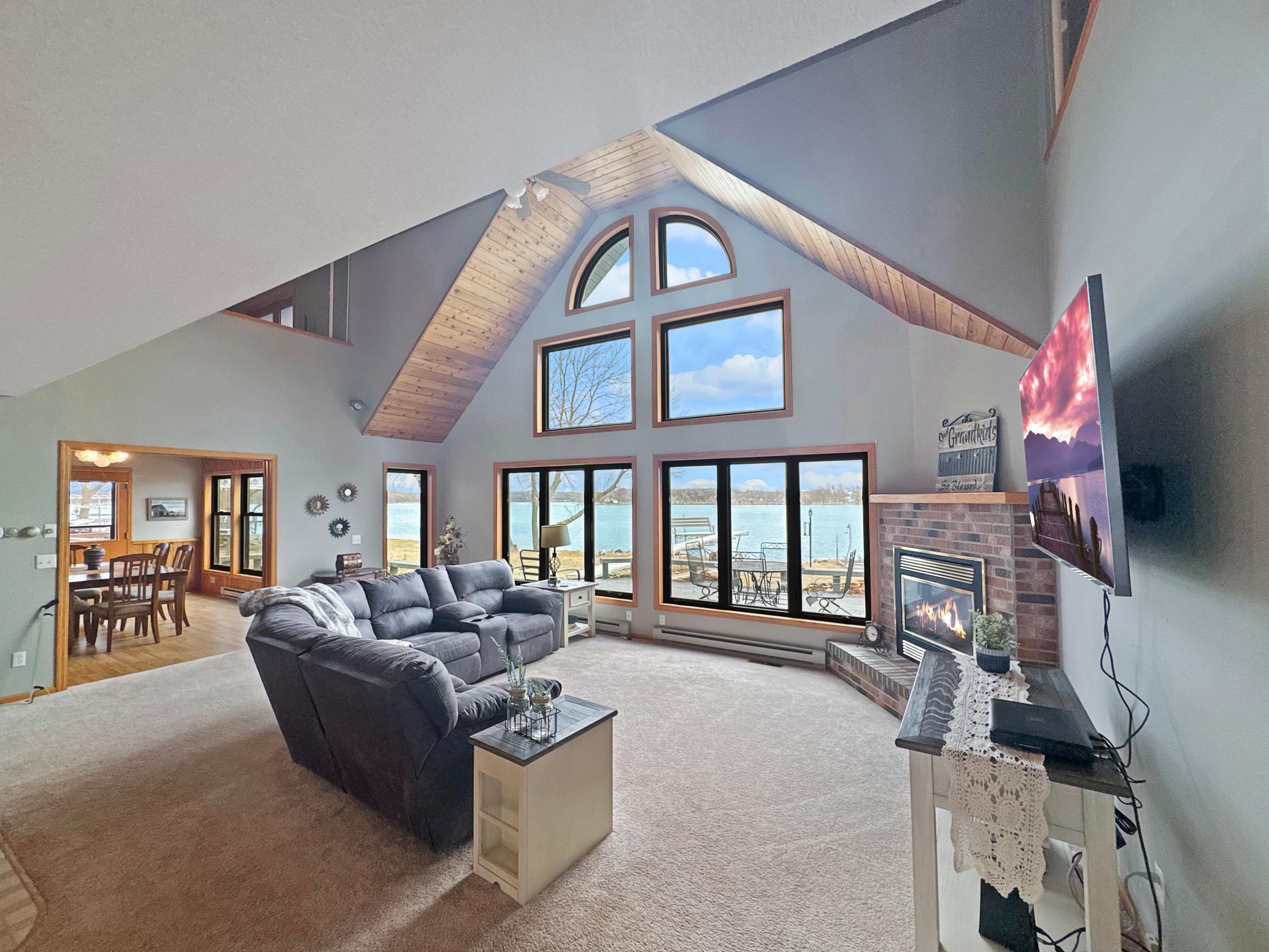 44 Lakeview Drive, Slayton, Minnesota image 4