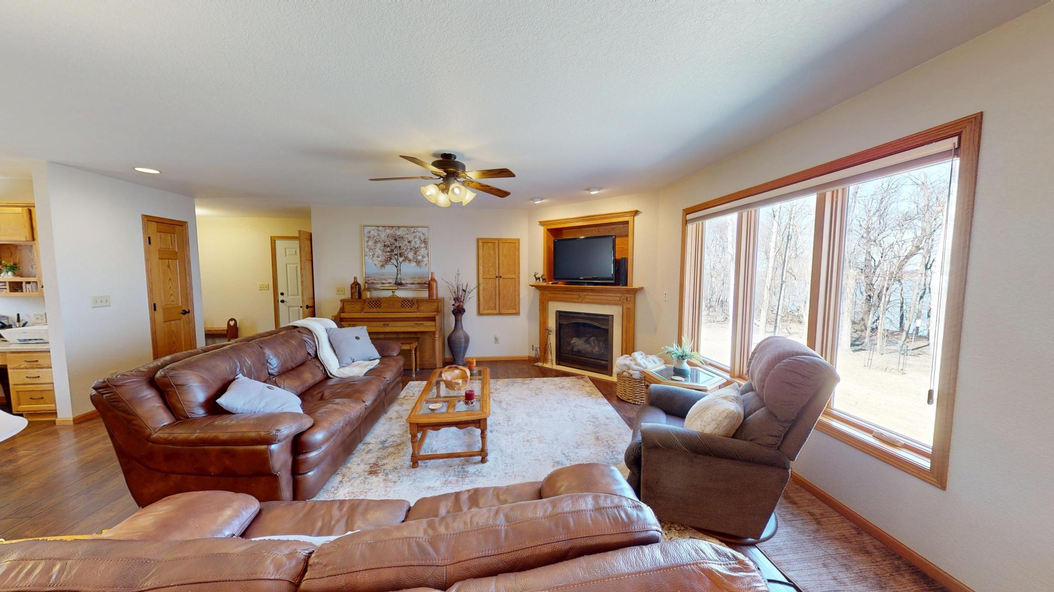 64562 270th Street, Alden, Minnesota image 12