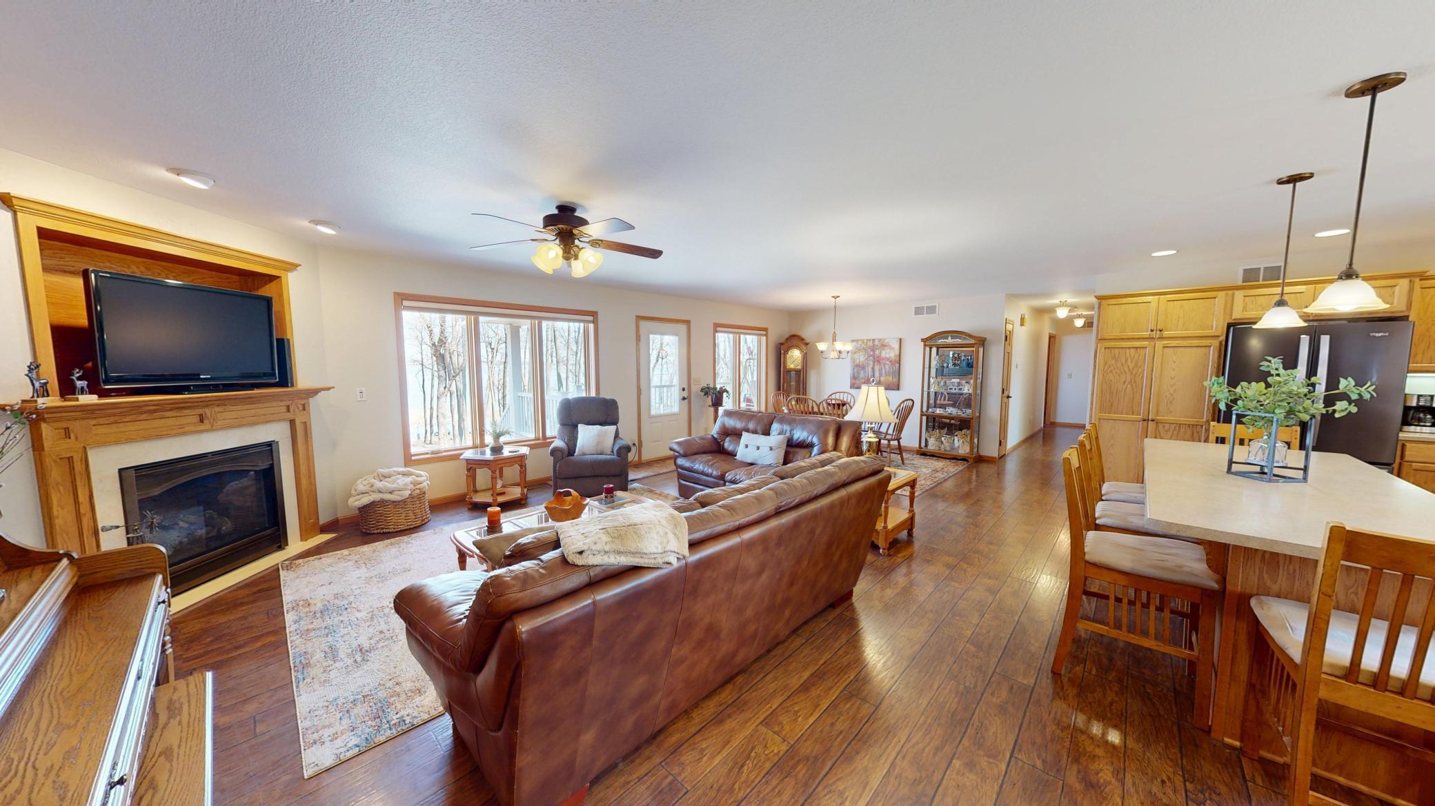 64562 270th Street, Alden, Minnesota image 5