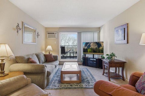 Condo For Sale - 4680 Tower Street<br/> Prior Lake, MN 55372