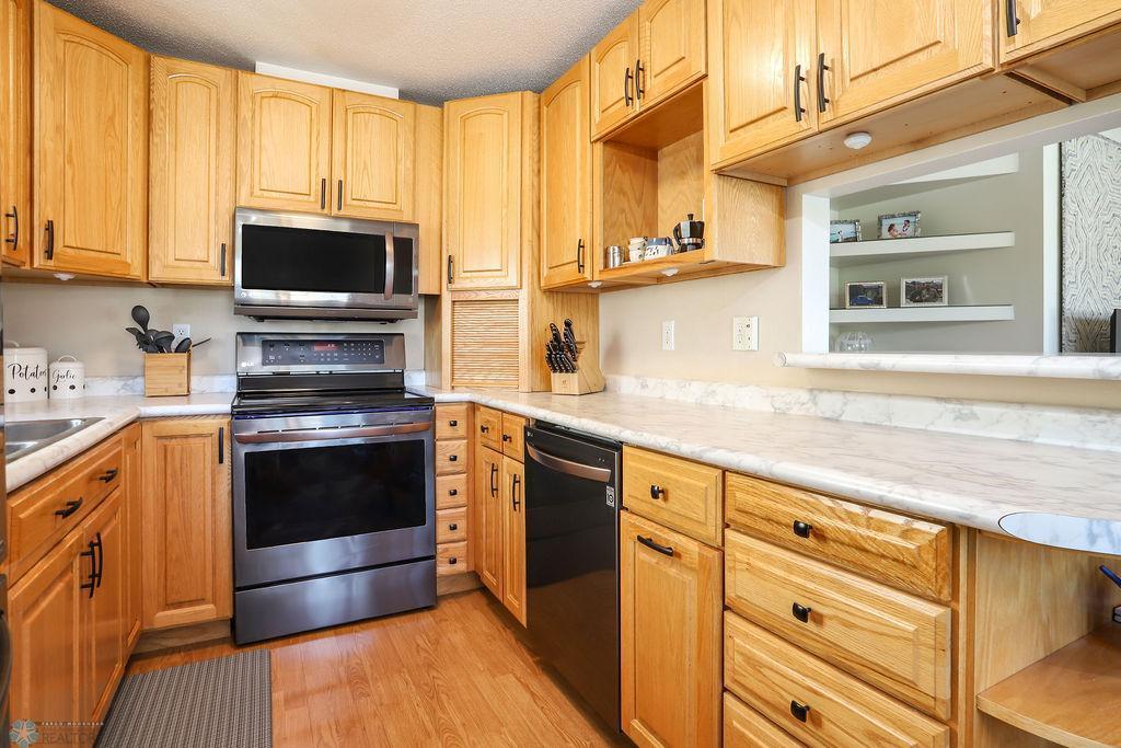 632 22nd Street, West Fargo, North Dakota image 9