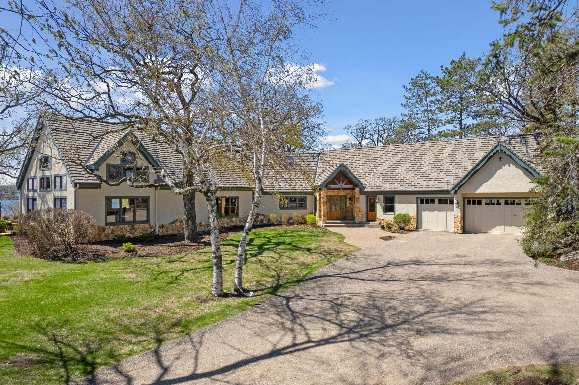 7065 Abbywood Lane, Chaska, Minnesota image 3