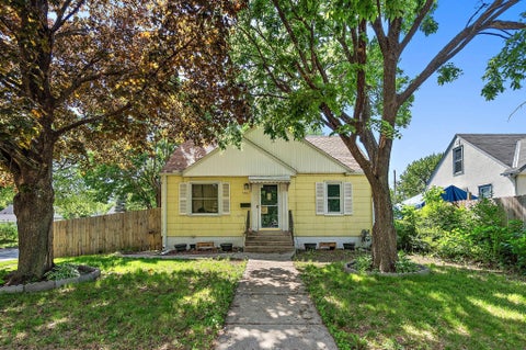 Homes For Sale - 5201 Camden Avenue<br/> Minneapolis, MN 55430