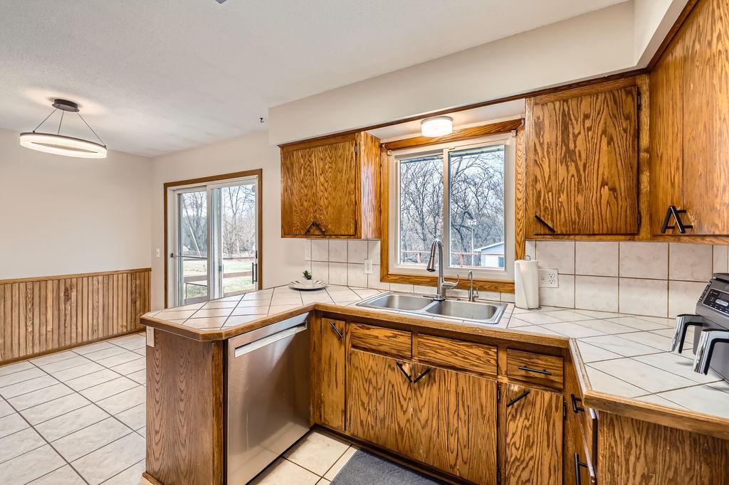 13926 Crocus Street, Andover, Minnesota image 6