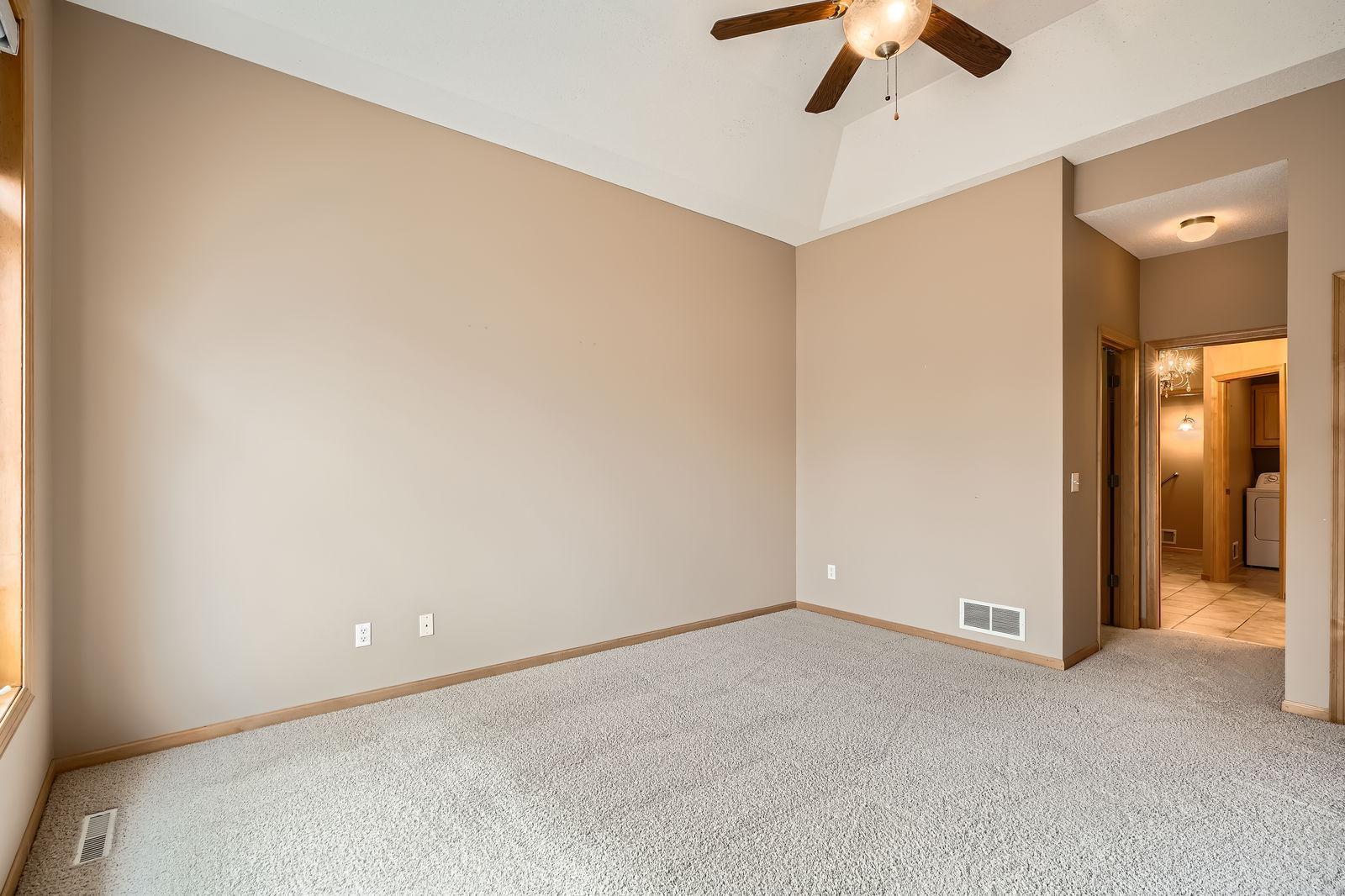 14515 Hunters Lane, Savage, Minnesota image 13