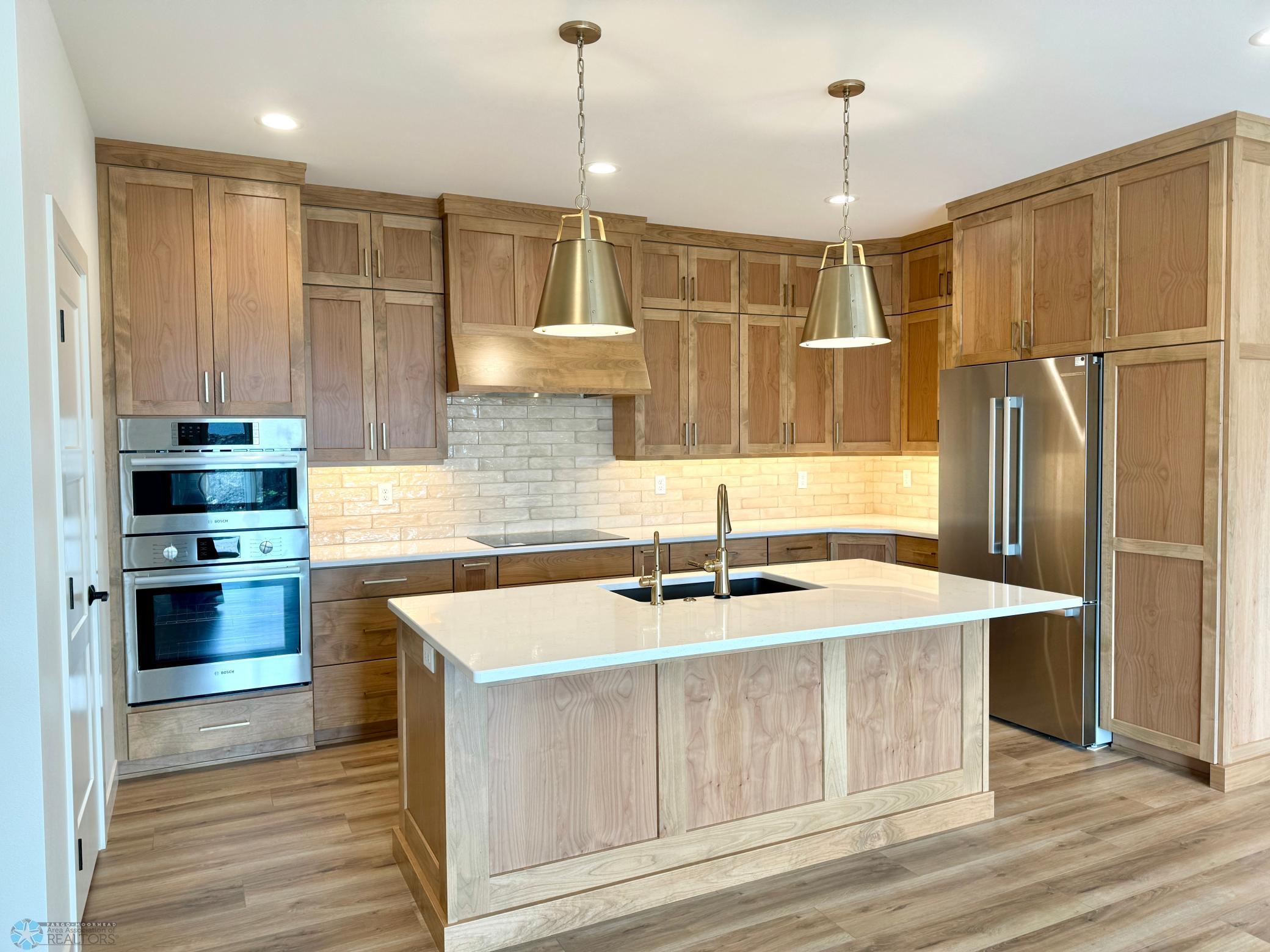 West Fargo, North Dakota 58078, United States, 3 Bedrooms Bedrooms, ,3 BathroomsBathrooms,Residential,Pending,44982