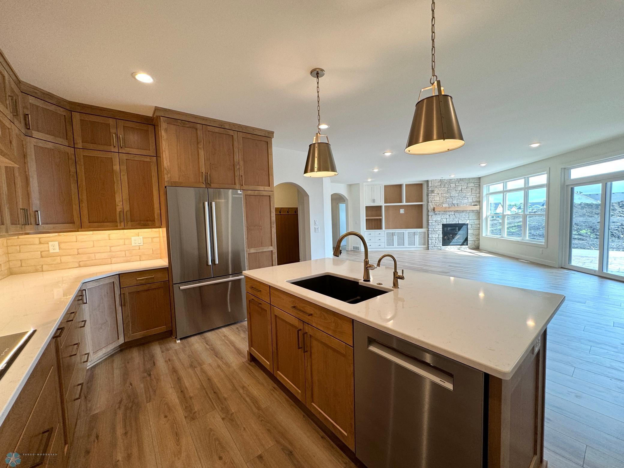 West Fargo, North Dakota 58078, United States, 3 Bedrooms Bedrooms, ,3 BathroomsBathrooms,Residential,Pending,44982