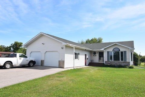 Homes For Sale - 220 4th Avenue<br/> Baudette, MN 56623