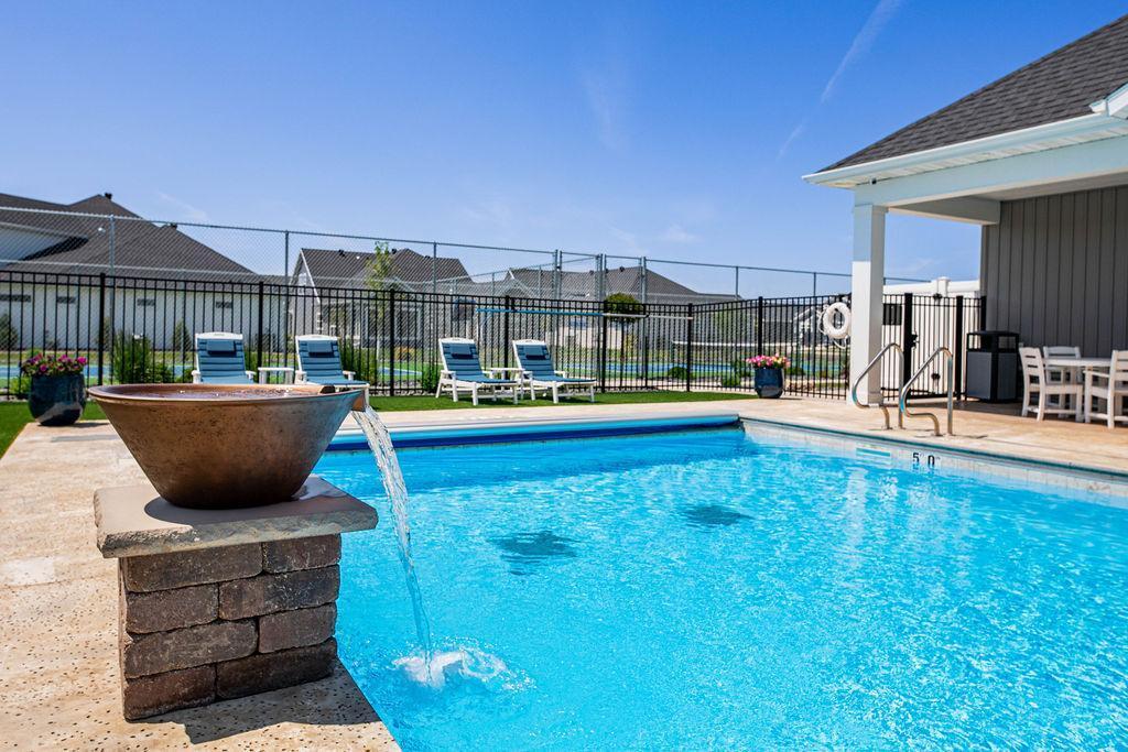 West Fargo, North Dakota 58078, United States, 4 Bedrooms Bedrooms, ,2 BathroomsBathrooms,Residential,Active,240129