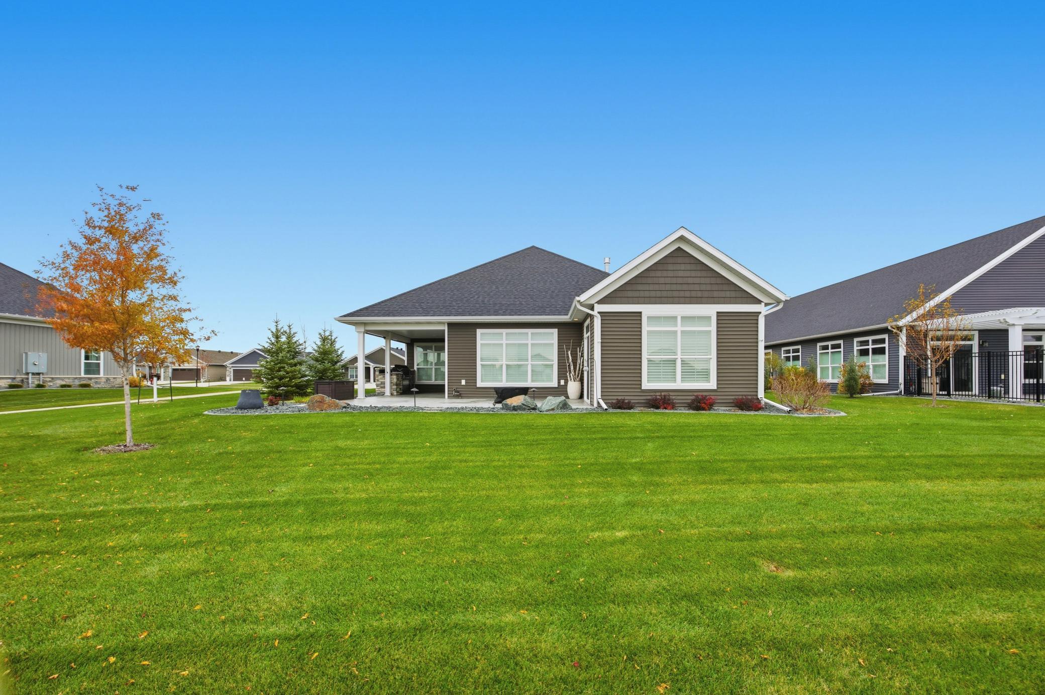 West Fargo, North Dakota 58078, United States, 4 Bedrooms Bedrooms, ,2 BathroomsBathrooms,Residential,Active,240129