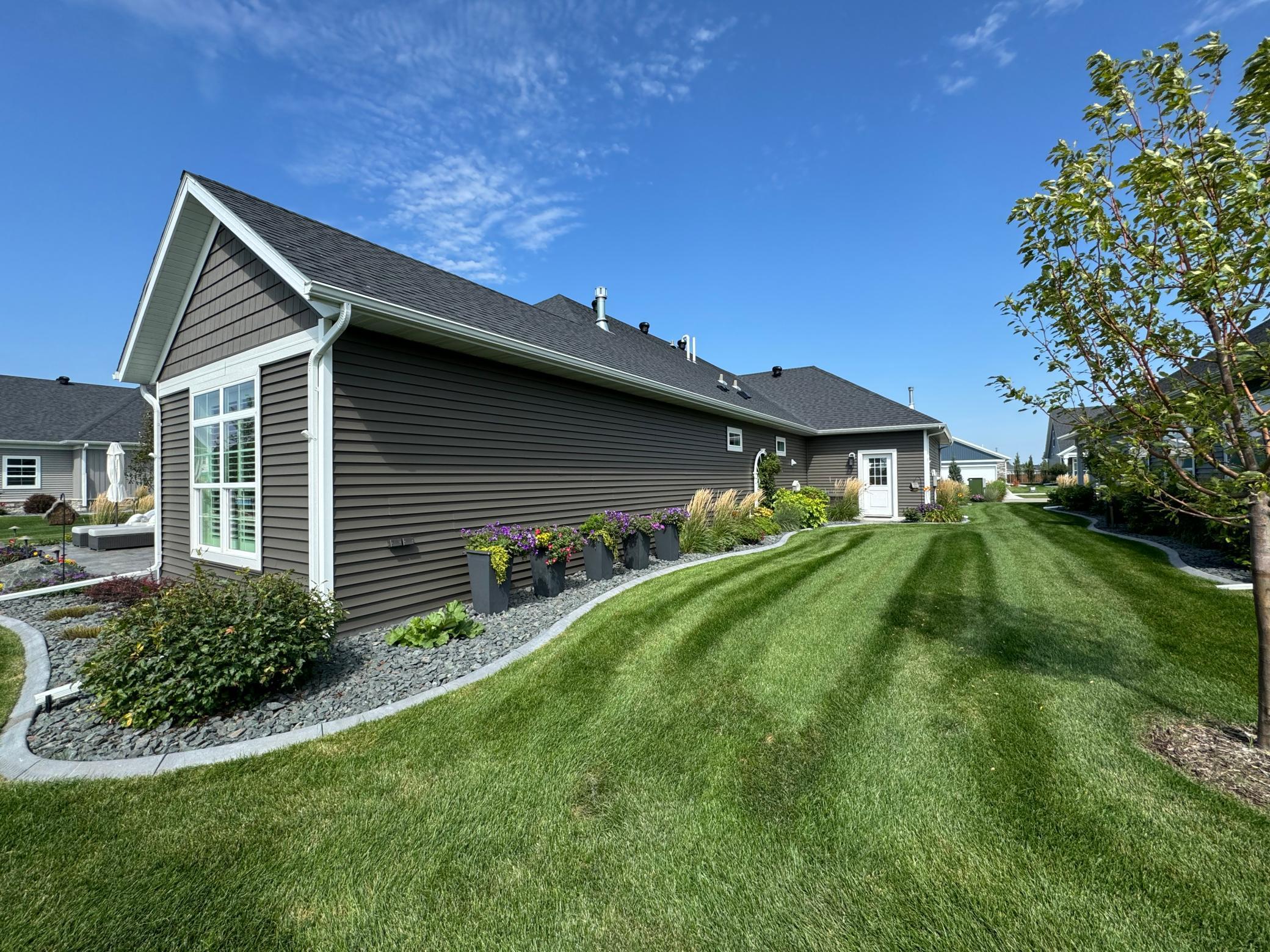 West Fargo, North Dakota 58078, United States, 4 Bedrooms Bedrooms, ,2 BathroomsBathrooms,Residential,Active,240129