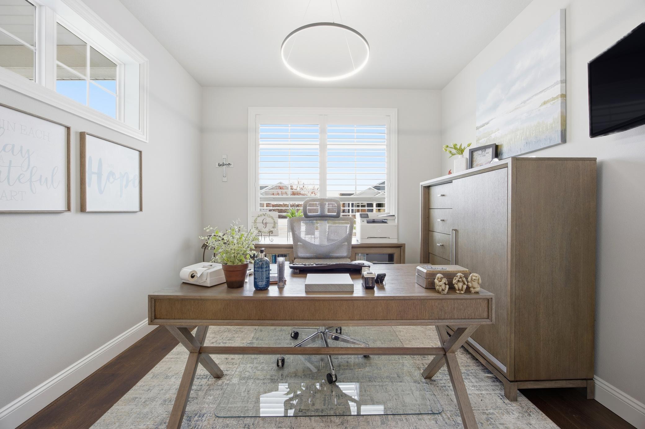 West Fargo, North Dakota 58078, United States, 4 Bedrooms Bedrooms, ,2 BathroomsBathrooms,Residential,Active,240129