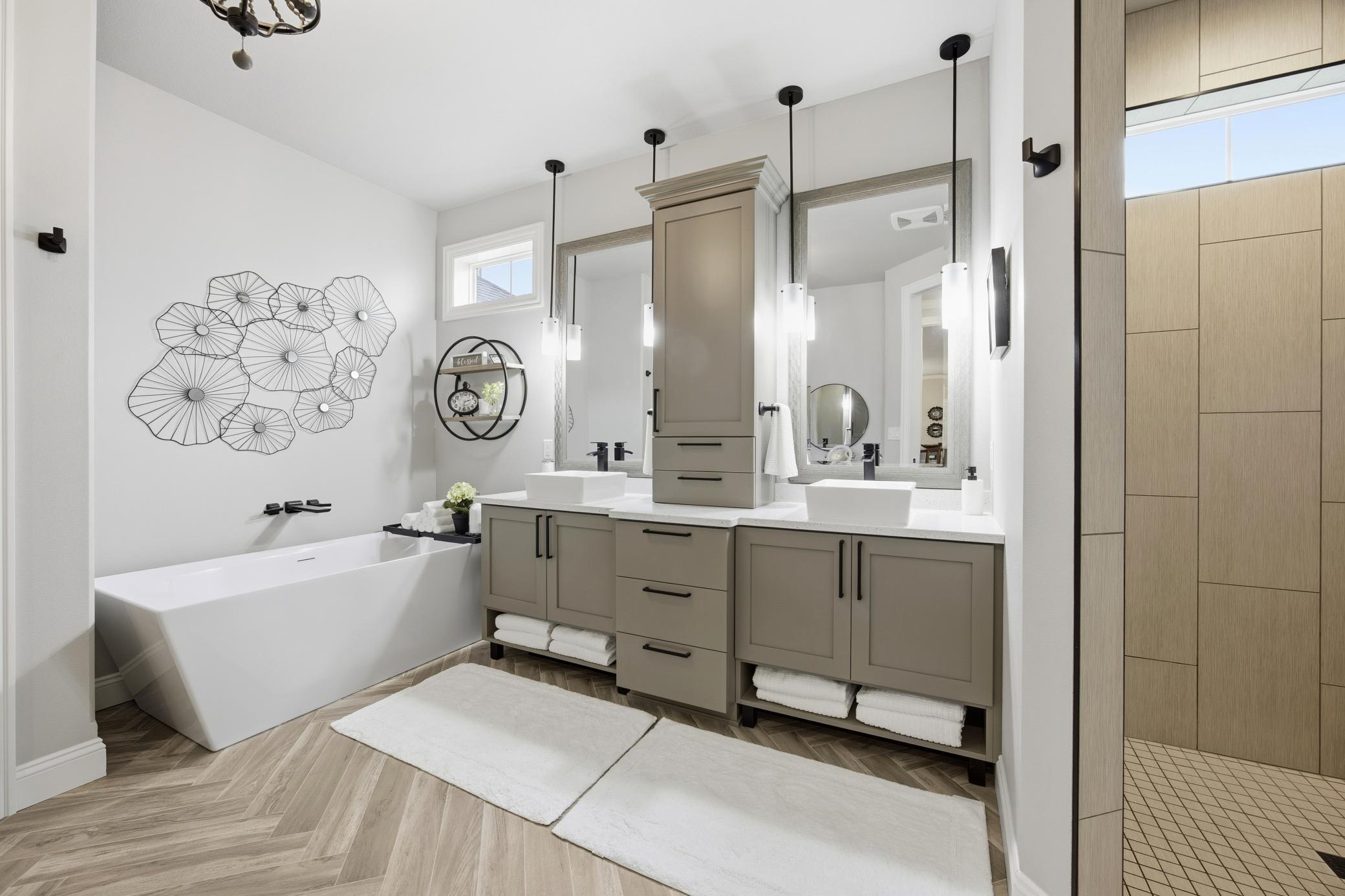 West Fargo, North Dakota 58078, United States, 4 Bedrooms Bedrooms, ,2 BathroomsBathrooms,Residential,Active,240129