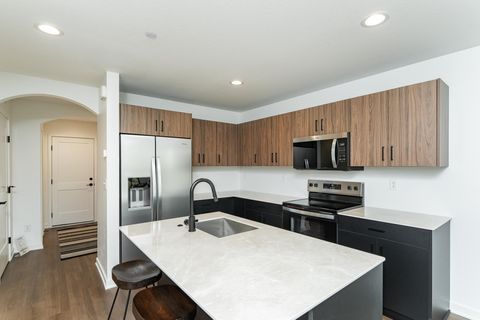 Townhouse For Sale - 1085 Century Village Lane<br/> Olmsted County, Rochester, MN 55906