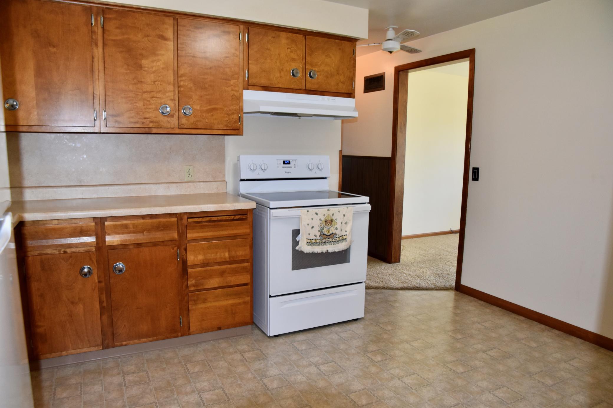 619 Ash Road, Worthington, Minnesota image 14
