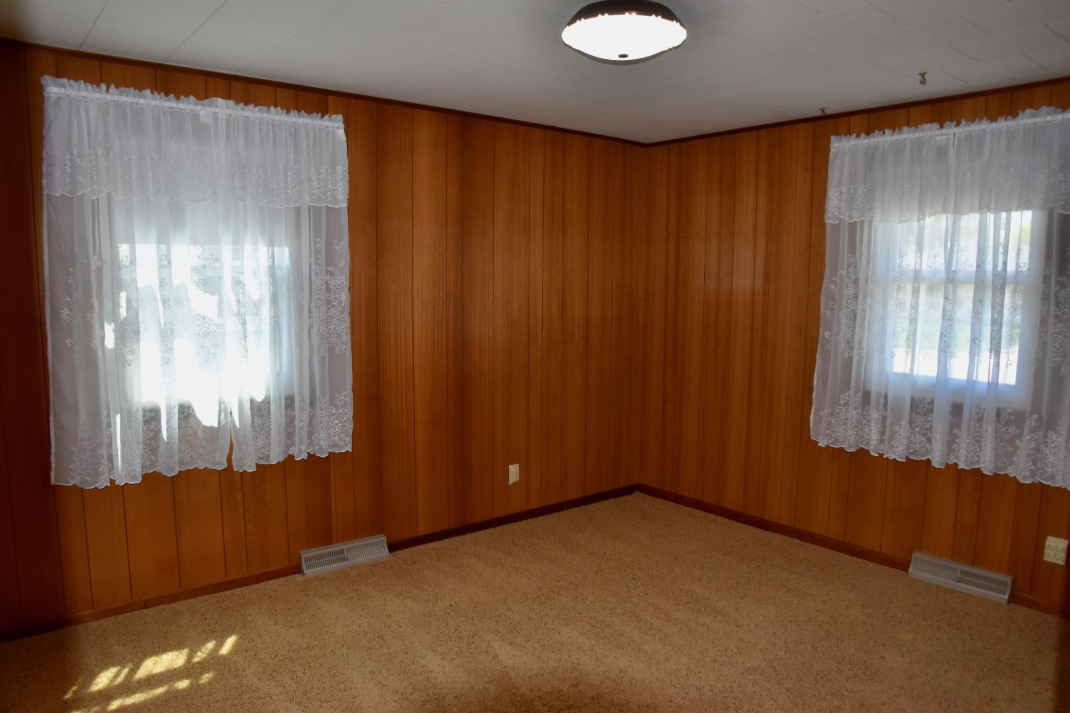 619 Ash Road, Worthington, Minnesota image 22