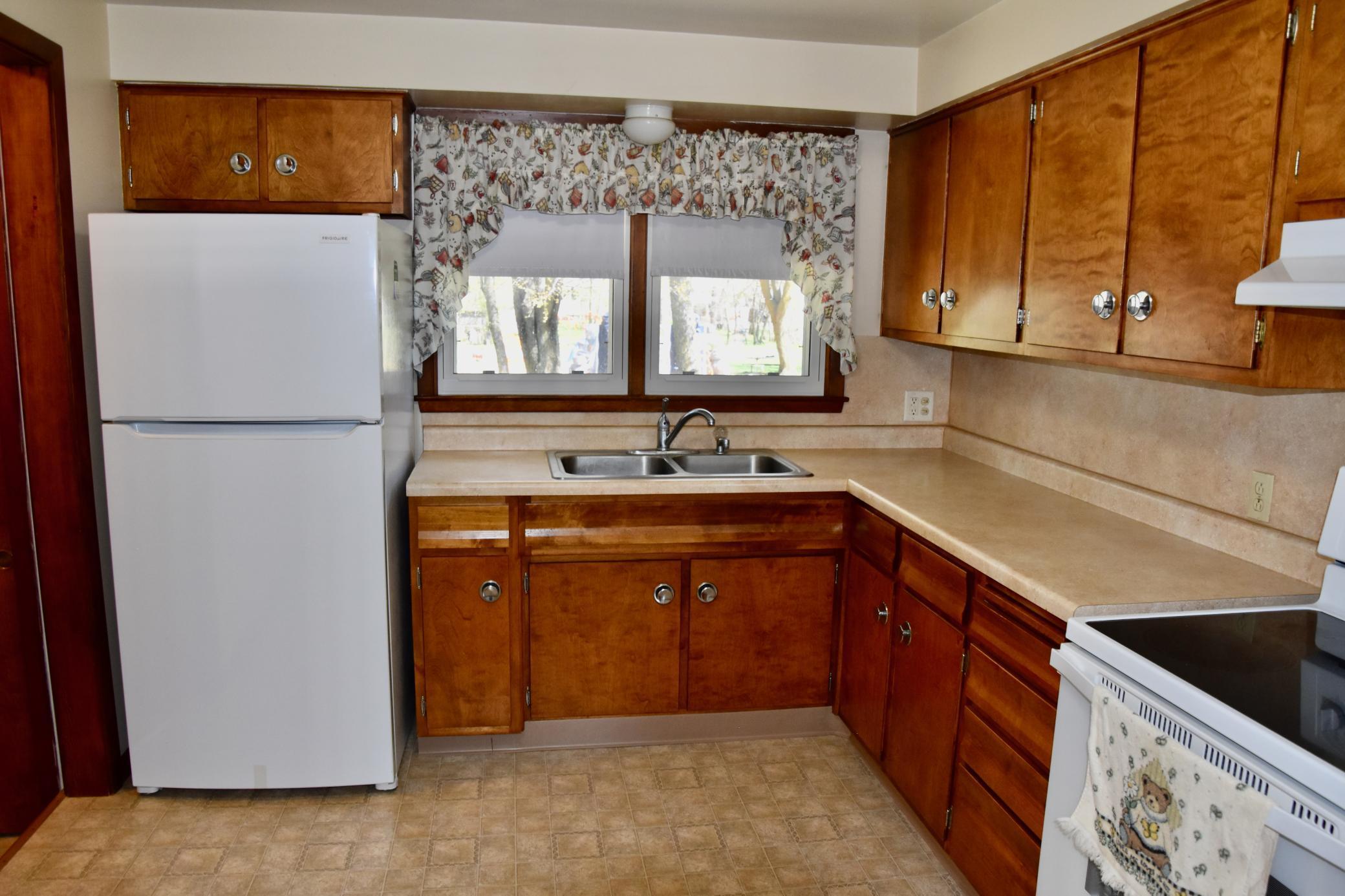 619 Ash Road, Worthington, Minnesota image 12