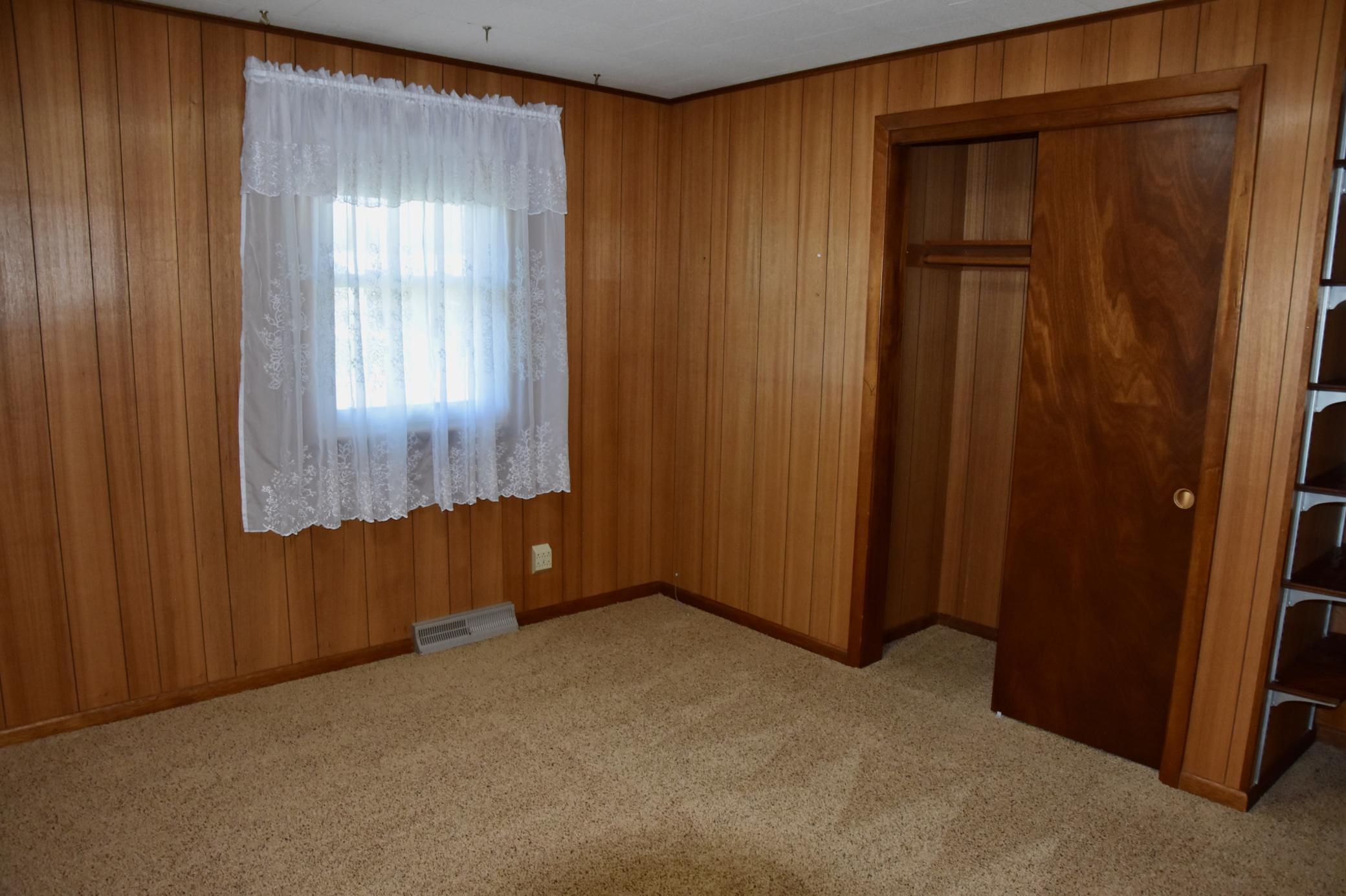 619 Ash Road, Worthington, Minnesota image 23