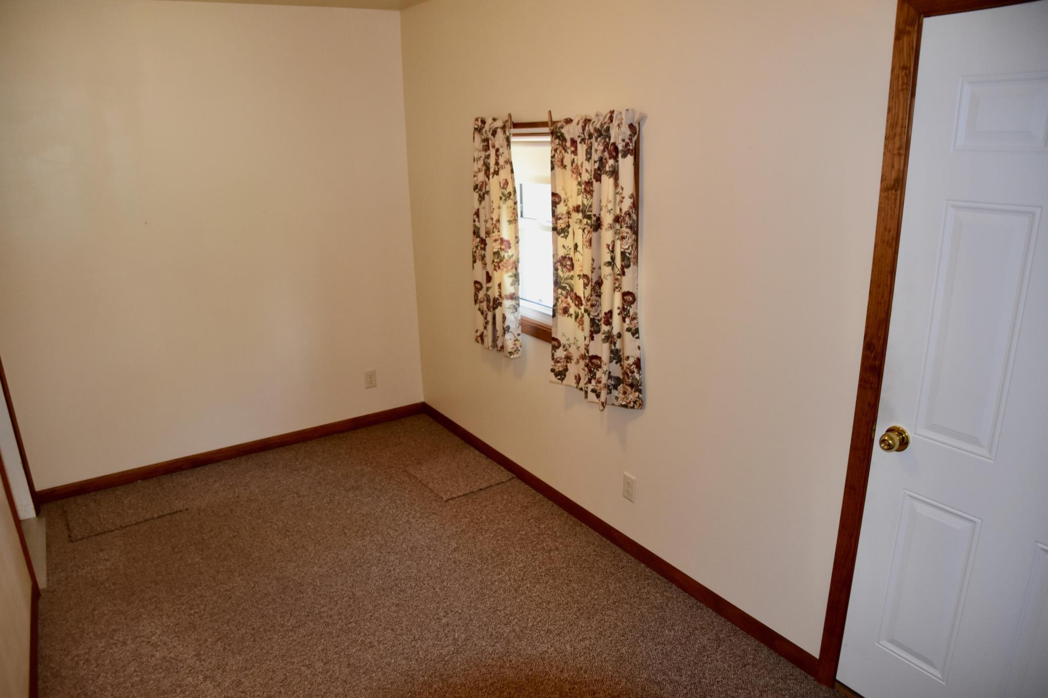619 Ash Road, Worthington, Minnesota image 15