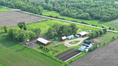 Homes For Sale - 16325 351st Avenue<br/> Harmony, MN 55939