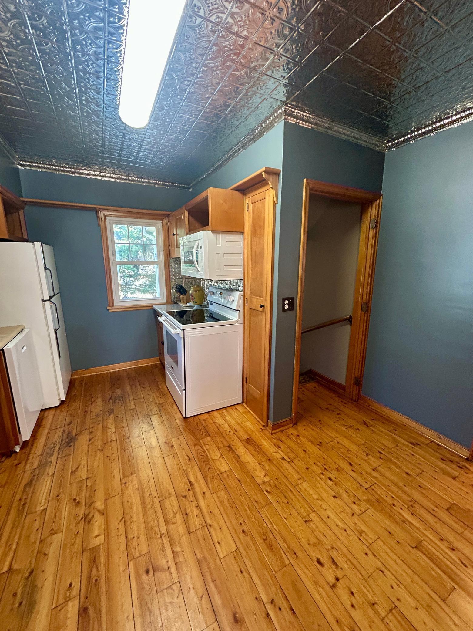 525 15th Street, Glencoe, Minnesota image 5