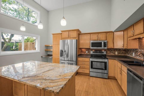 Townhouse For Sale - 1005 W 105th Street<br/> Bloomington, MN 55431