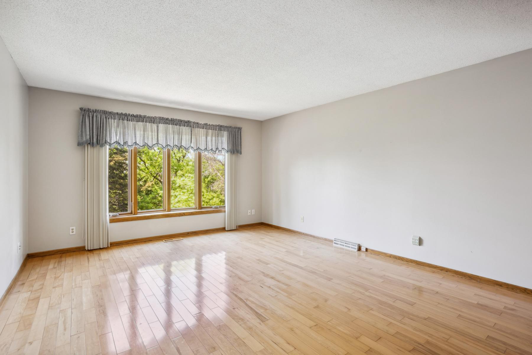 2820 150th Street, Shakopee, Minnesota image 28
