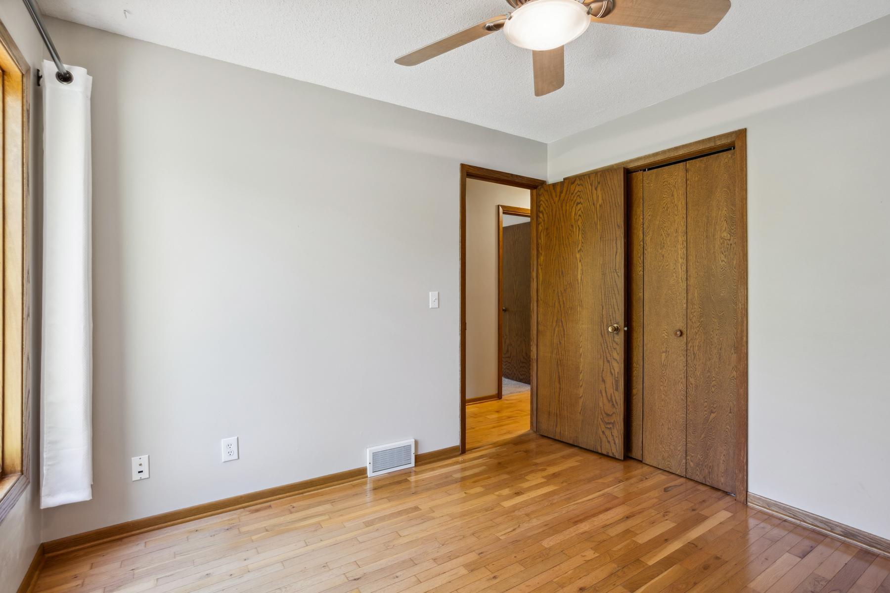 2820 150th Street, Shakopee, Minnesota image 34