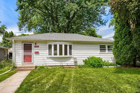 Homes For Sale - 3400 Yukon Avenue<br/> Minneapolis, MN 55426