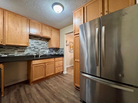 Townhouse For Sale - 1271 Landmark Trail<br/> Hennepin County, Hopkins, MN 55343