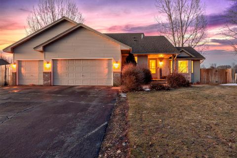 Homes For Sale - 2200 Bridgewater Boulevard<br/> Isanti County, Cambridge, MN 55008
