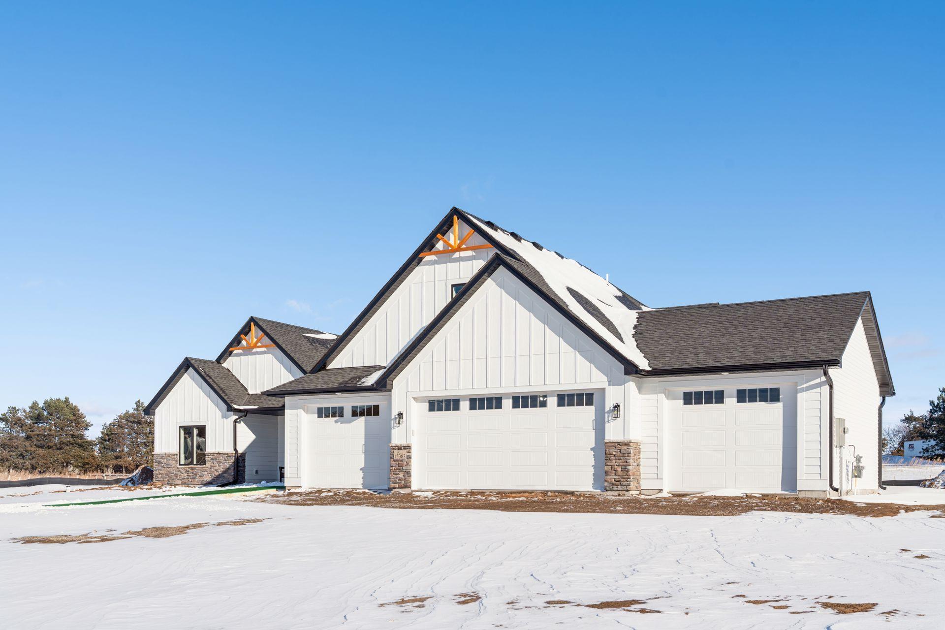 15383 Vermillion Street, Ham Lake, Minnesota image 3